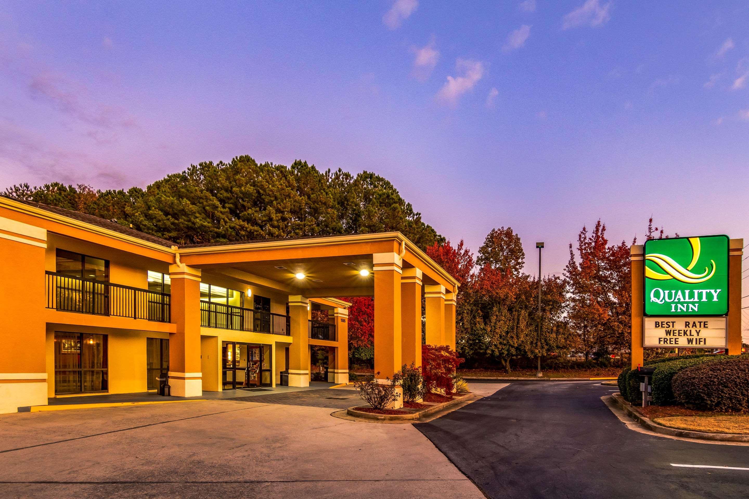 Quality Inn & Suites Atlanta Stone Mountain Exterior foto